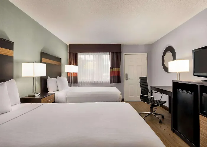 Days Inn By Wyndham Anderson